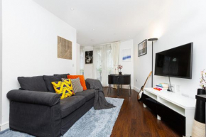 Bright & Cozy 1 BDR Apt wCharming Private Terrace
